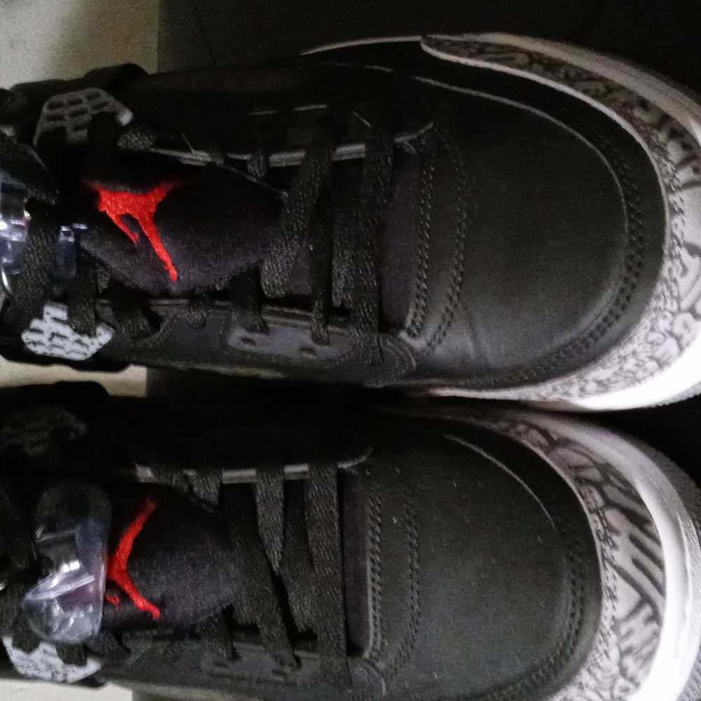 Mens NEW Nike Retro 3(NO BOX) BRAND NEW